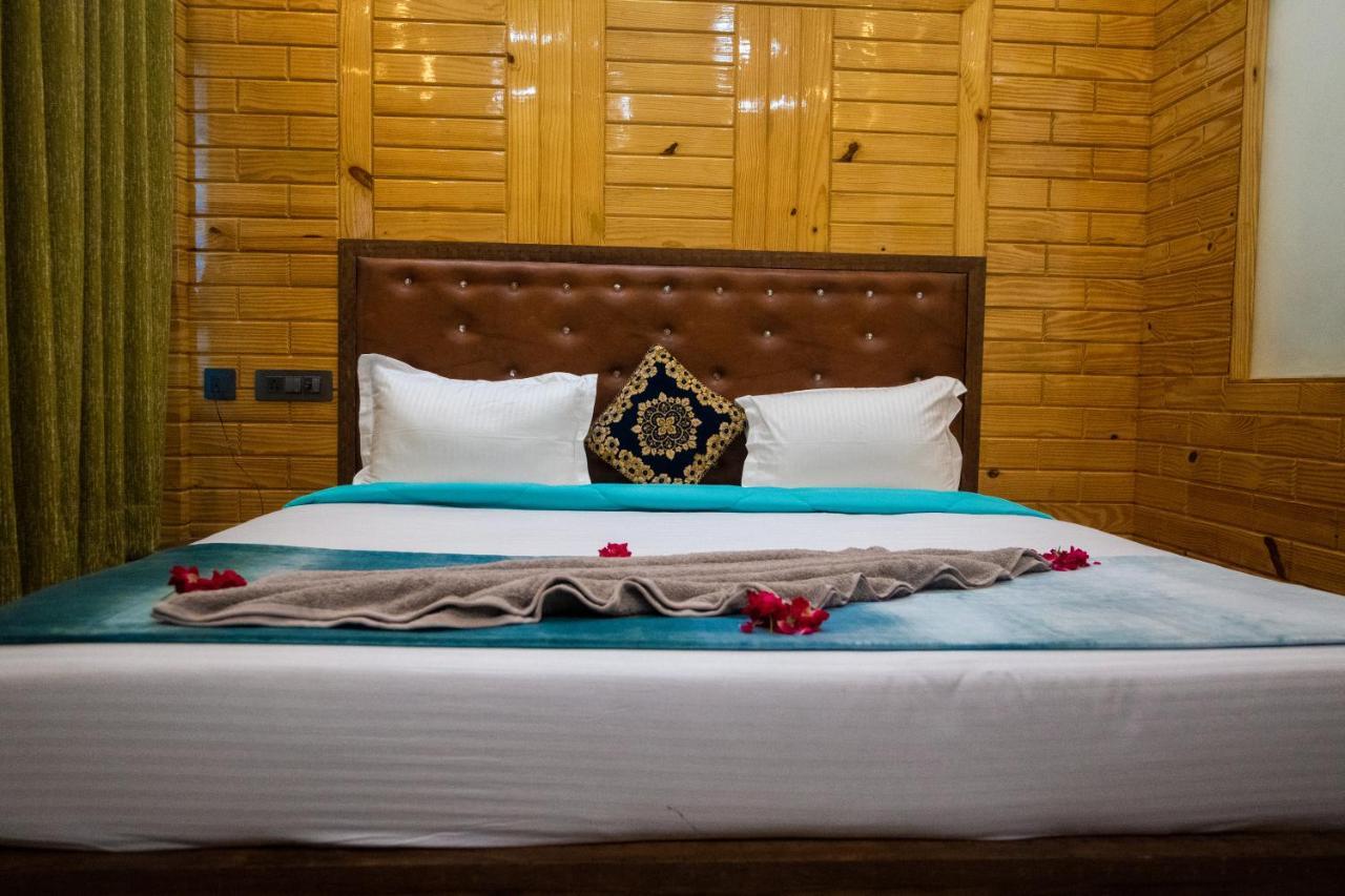 Unique Shantiniketan Hotel Sri Niketan Екстериор снимка