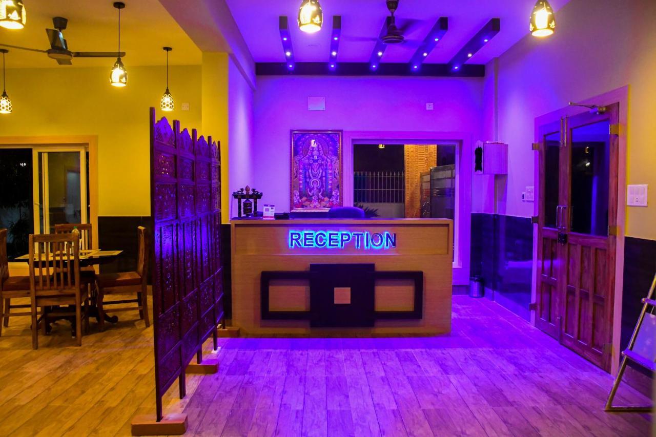 Unique Shantiniketan Hotel Sri Niketan Екстериор снимка