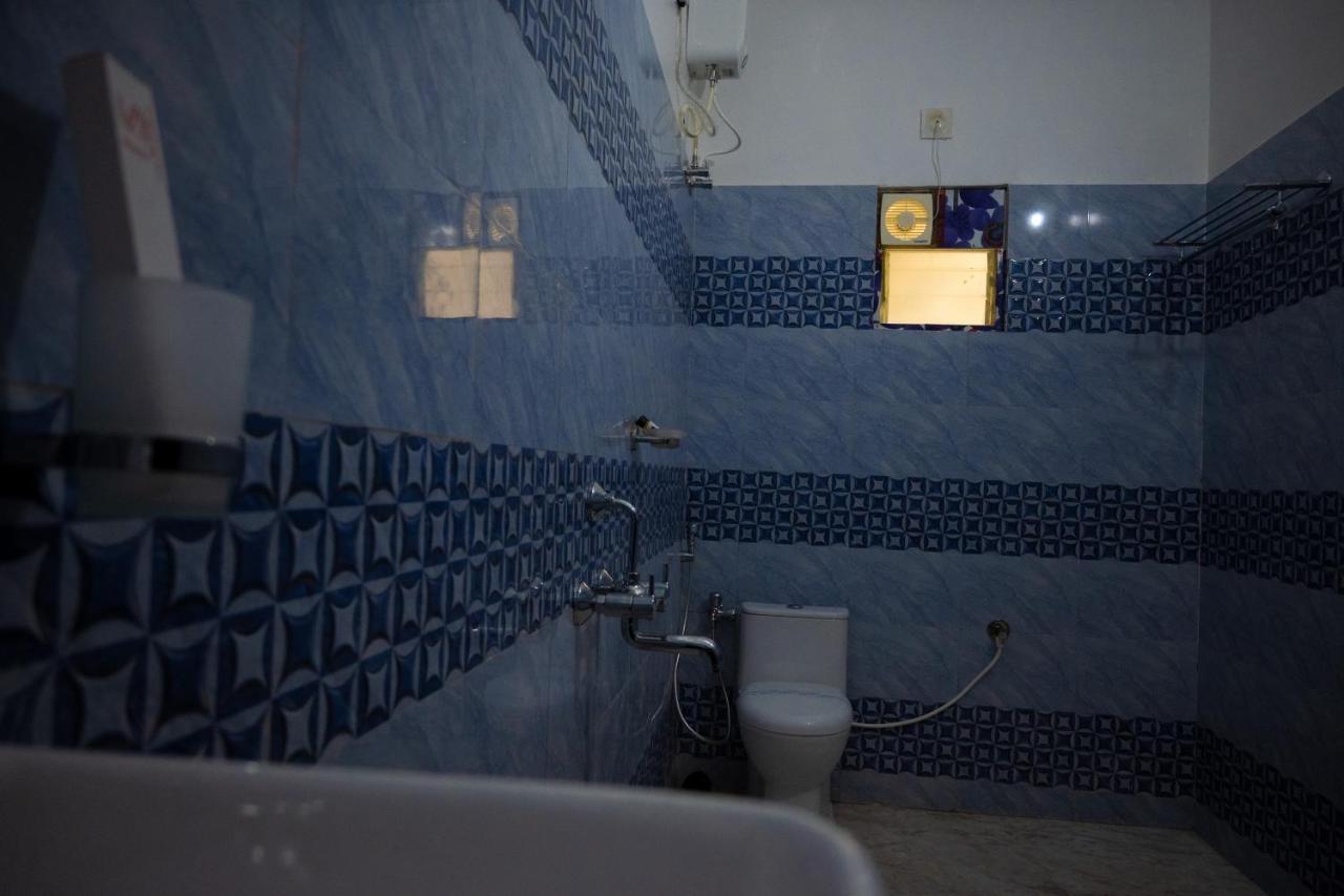 Unique Shantiniketan Hotel Sri Niketan Екстериор снимка